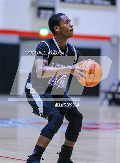 Thumbnail 2 in Grant vs Eastside (Hart Holiday Classic) photogallery.