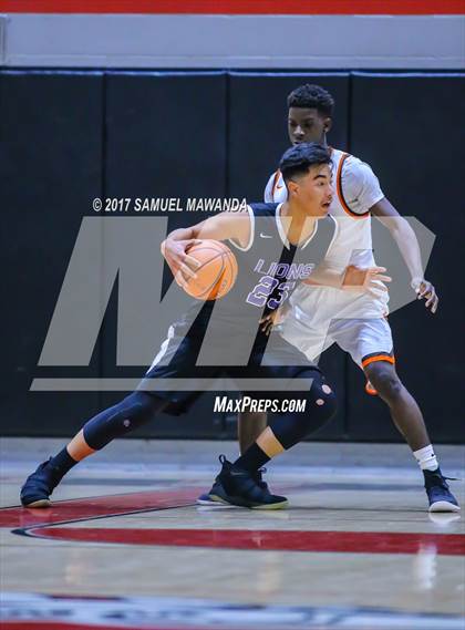 Thumbnail 2 in Grant vs Eastside (Hart Holiday Classic) photogallery.
