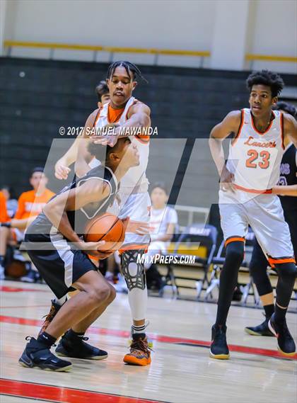 Thumbnail 3 in Grant vs Eastside (Hart Holiday Classic) photogallery.