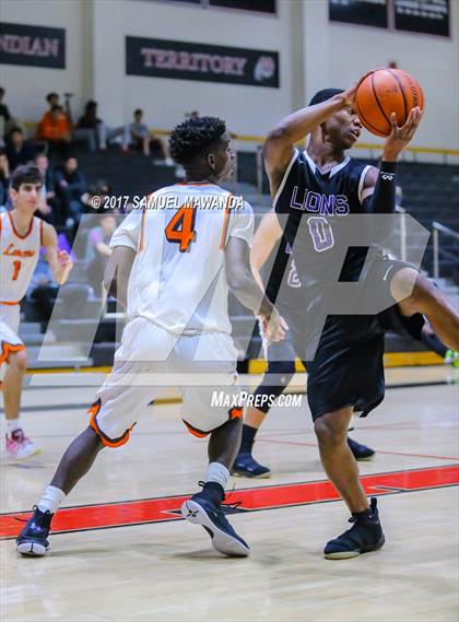 Thumbnail 1 in Grant vs Eastside (Hart Holiday Classic) photogallery.