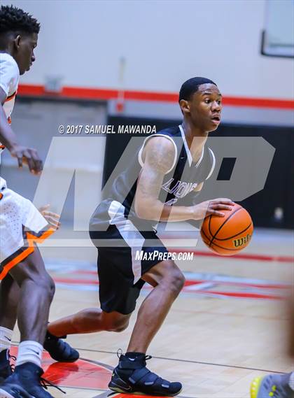 Thumbnail 2 in Grant vs Eastside (Hart Holiday Classic) photogallery.