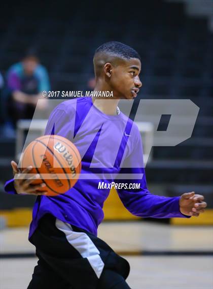 Thumbnail 2 in Grant vs Eastside (Hart Holiday Classic) photogallery.