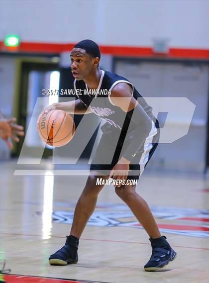 Thumbnail 2 in Grant vs Eastside (Hart Holiday Classic) photogallery.