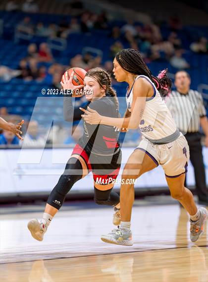 Thumbnail 3 in Fulshear vs Cooper (UIL 5A Basketball Semifinal) photogallery.