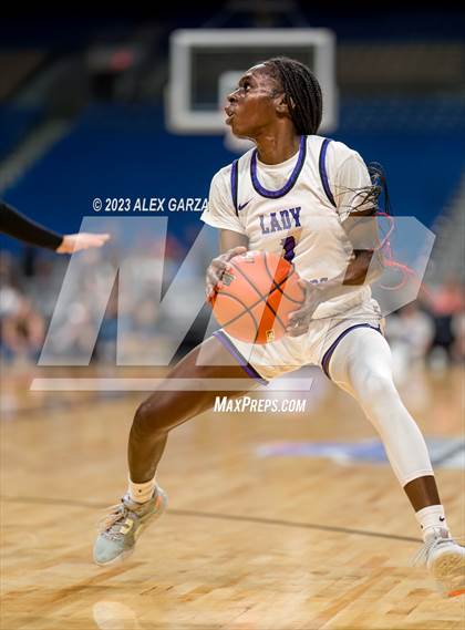 Thumbnail 3 in Fulshear vs Cooper (UIL 5A Basketball Semifinal) photogallery.