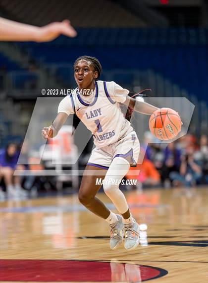 Thumbnail 2 in Fulshear vs Cooper (UIL 5A Basketball Semifinal) photogallery.