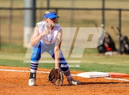 Thumbnail 2 in Westmoore @ Deer Creek photogallery.