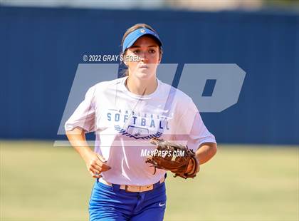 Thumbnail 1 in Westmoore @ Deer Creek photogallery.