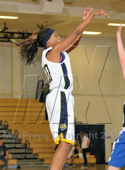 Thumbnail 3 in El Dorado vs. Inderkum (Trojan Toss-Up) photogallery.