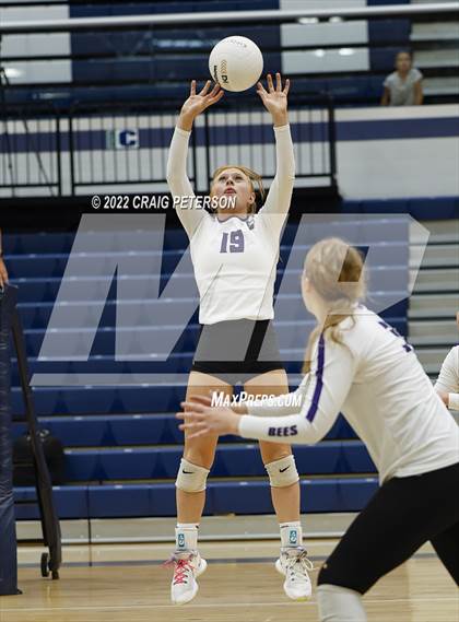 Thumbnail 2 in Murray vs. Box Elder photogallery.