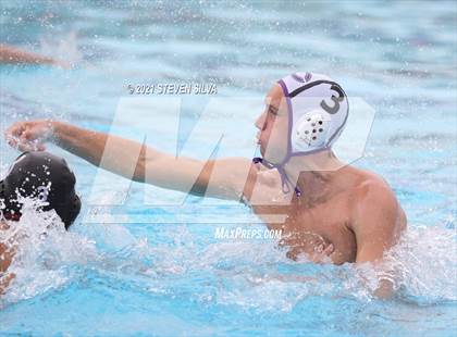 Thumbnail 1 in Bishop's vs. Carlsbad (CIF SDS Open Division Quarterfinal) photogallery.