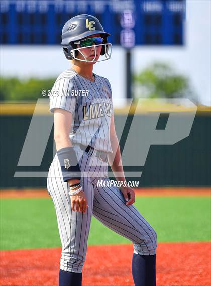 Thumbnail 1 in Lake Creek vs Georgetown (UIL 5A Reg III Final) photogallery.