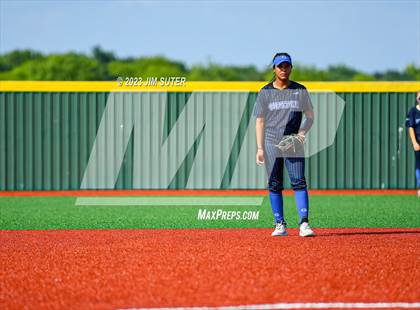 Thumbnail 2 in Lake Creek vs Georgetown (UIL 5A Reg III Final) photogallery.
