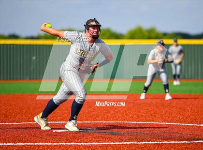 Thumbnail 1 in Lake Creek vs Georgetown (UIL 5A Reg III Final) photogallery.