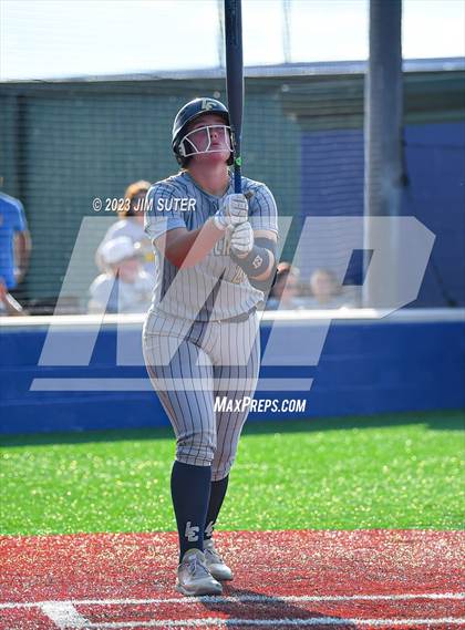 Thumbnail 2 in Lake Creek vs Georgetown (UIL 5A Reg III Final) photogallery.