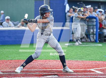 Thumbnail 3 in Lake Creek vs Georgetown (UIL 5A Reg III Final) photogallery.