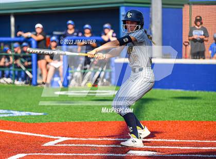Thumbnail 2 in Lake Creek vs Georgetown (UIL 5A Reg III Final) photogallery.