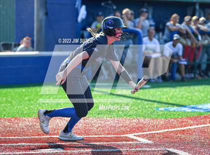 Thumbnail 3 in Lake Creek vs Georgetown (UIL 5A Reg III Final) photogallery.