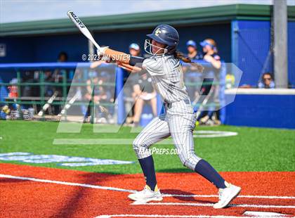 Thumbnail 1 in Lake Creek vs Georgetown (UIL 5A Reg III Final) photogallery.