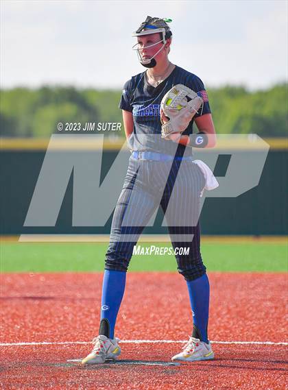 Thumbnail 1 in Lake Creek vs Georgetown (UIL 5A Reg III Final) photogallery.