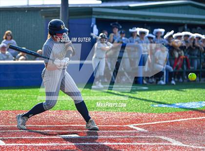 Thumbnail 1 in Lake Creek vs Georgetown (UIL 5A Reg III Final) photogallery.