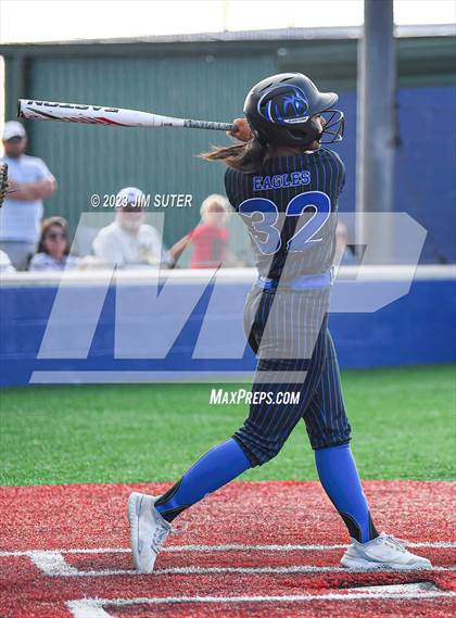 Thumbnail 2 in Lake Creek vs Georgetown (UIL 5A Reg III Final) photogallery.