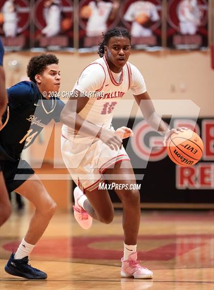 Thumbnail 1 in Blythewood vs South Pointe (Poinsettia Classic) photogallery.