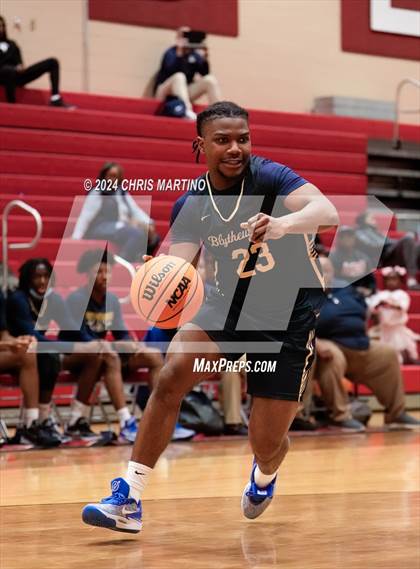 Thumbnail 2 in Blythewood vs South Pointe (Poinsettia Classic) photogallery.