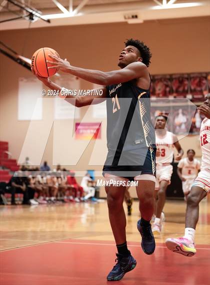 Thumbnail 2 in Blythewood vs South Pointe (Poinsettia Classic) photogallery.