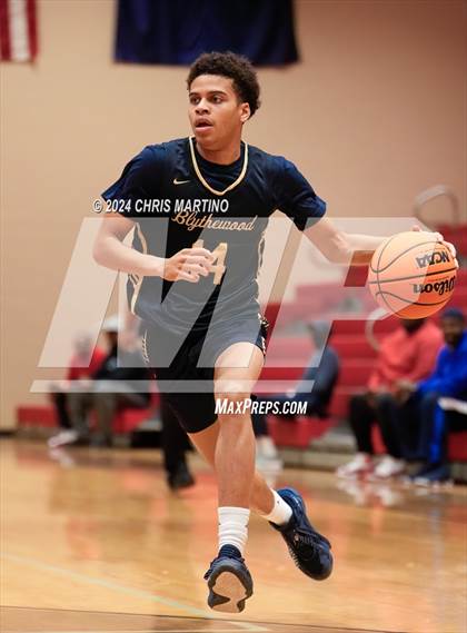 Thumbnail 3 in Blythewood vs South Pointe (Poinsettia Classic) photogallery.
