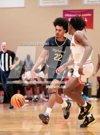 Thumbnail 1 in Blythewood vs South Pointe (Poinsettia Classic) photogallery.