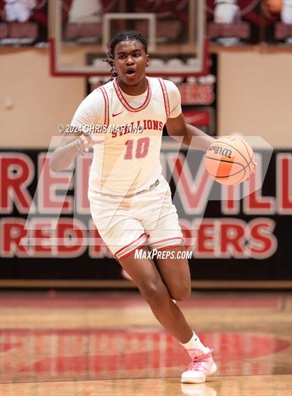 Thumbnail 3 in Blythewood vs South Pointe (Poinsettia Classic) photogallery.