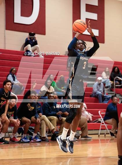 Thumbnail 2 in Blythewood vs South Pointe (Poinsettia Classic) photogallery.