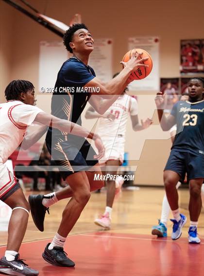 Thumbnail 3 in Blythewood vs South Pointe (Poinsettia Classic) photogallery.