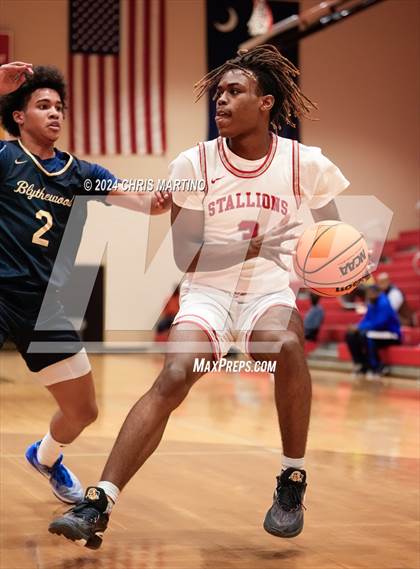 Thumbnail 1 in Blythewood vs South Pointe (Poinsettia Classic) photogallery.