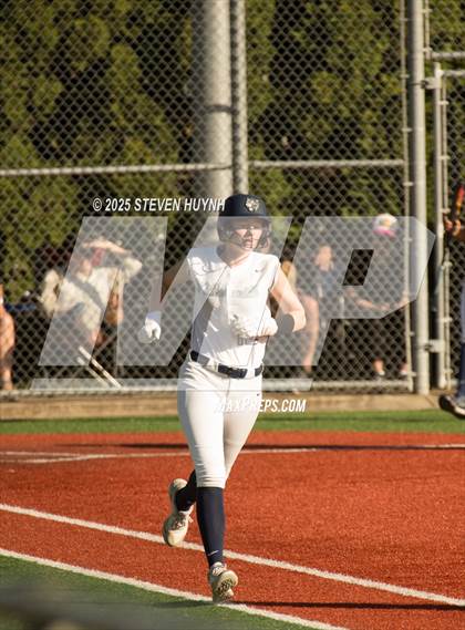 Thumbnail 3 in Wilsonville @ Putnam photogallery.