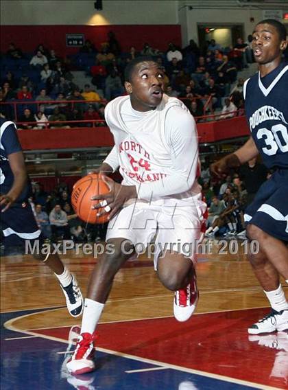 Thumbnail 2 in Poughkeepsie vs. North Rockland (Section 1 Class AA Semifinal) photogallery.