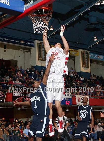 Thumbnail 3 in Poughkeepsie vs. North Rockland (Section 1 Class AA Semifinal) photogallery.