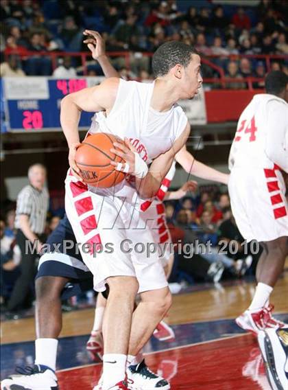 Thumbnail 1 in Poughkeepsie vs. North Rockland (Section 1 Class AA Semifinal) photogallery.