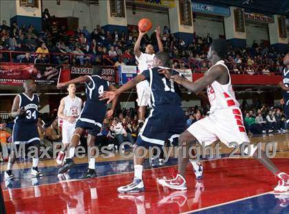 Thumbnail 3 in Poughkeepsie vs. North Rockland (Section 1 Class AA Semifinal) photogallery.