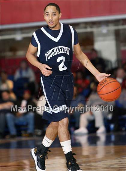 Thumbnail 3 in Poughkeepsie vs. North Rockland (Section 1 Class AA Semifinal) photogallery.