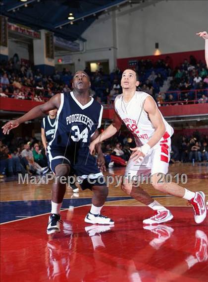 Thumbnail 3 in Poughkeepsie vs. North Rockland (Section 1 Class AA Semifinal) photogallery.