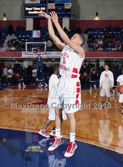 Thumbnail 1 in Poughkeepsie vs. North Rockland (Section 1 Class AA Semifinal) photogallery.