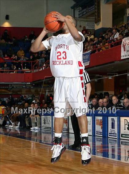 Thumbnail 1 in Poughkeepsie vs. North Rockland (Section 1 Class AA Semifinal) photogallery.