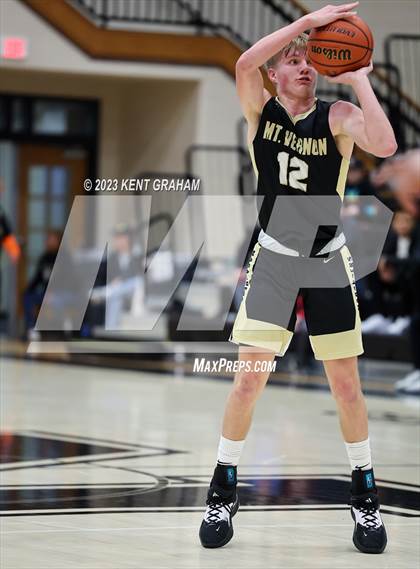 Thumbnail 2 in Mt. Vernon @ Noblesville photogallery.