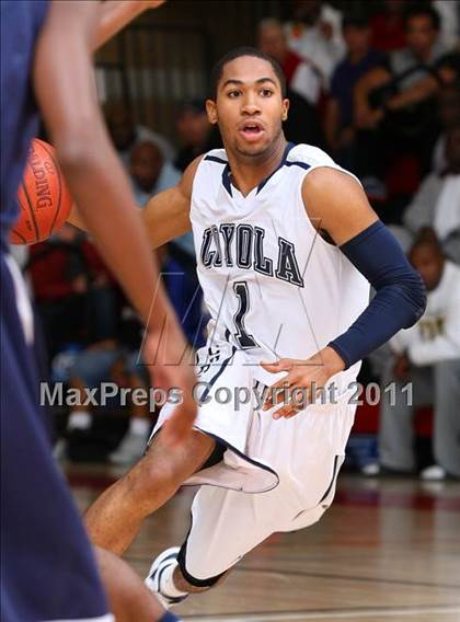 Thumbnail 2 in Compton vs. Loyola (Pacific Shores Tournament) photogallery.