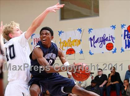 Thumbnail 3 in Compton vs. Loyola (Pacific Shores Tournament) photogallery.