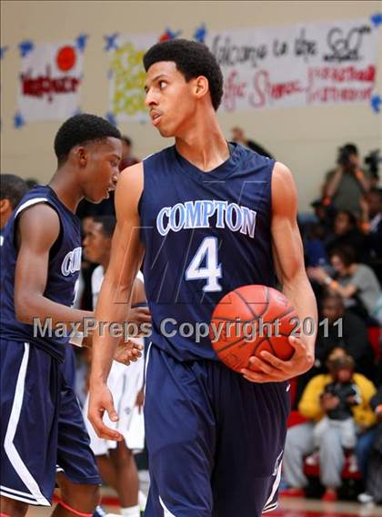 Thumbnail 3 in Compton vs. Loyola (Pacific Shores Tournament) photogallery.