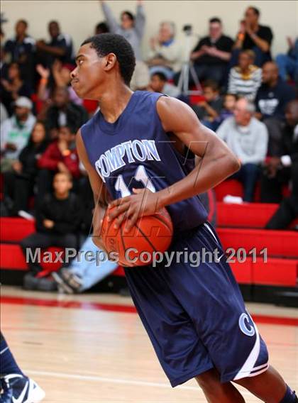 Thumbnail 1 in Compton vs. Loyola (Pacific Shores Tournament) photogallery.