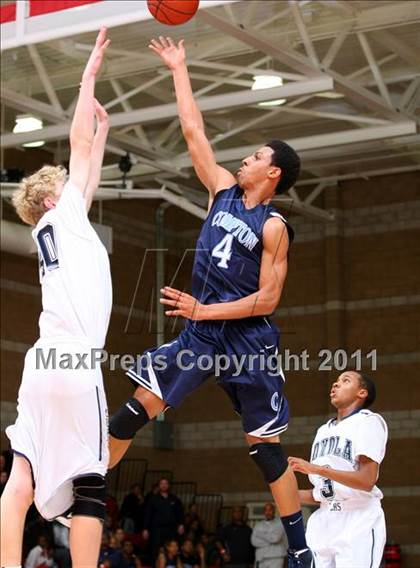Thumbnail 2 in Compton vs. Loyola (Pacific Shores Tournament) photogallery.